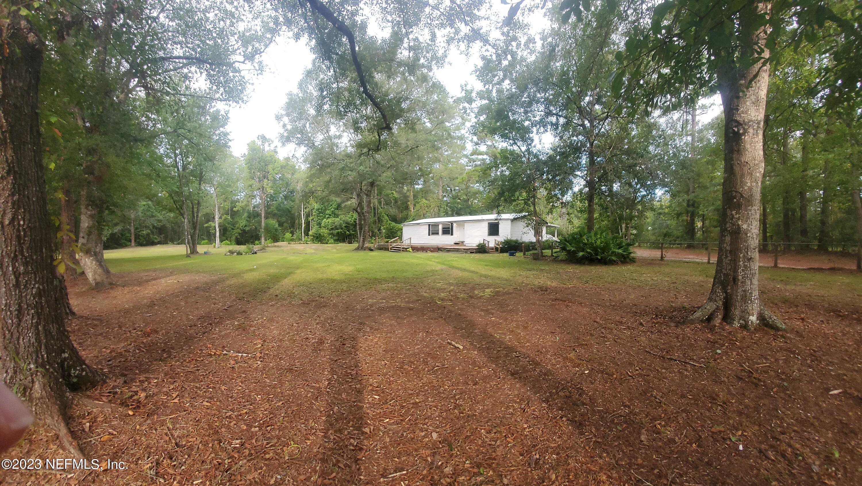 Green Cove Springs, FL home for sale located at 2376 Pine Hollow Road, Green Cove Springs, FL 32043