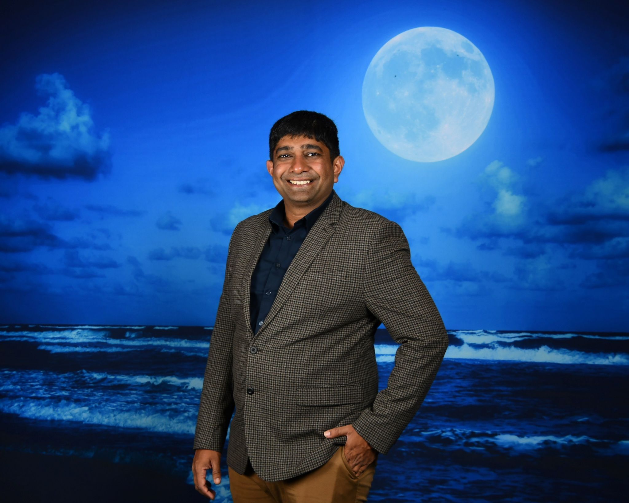 This is a photo of KRUNAL KARAVADIA. This professional services JACKSONVILLE, FL 32256 and the surrounding areas.