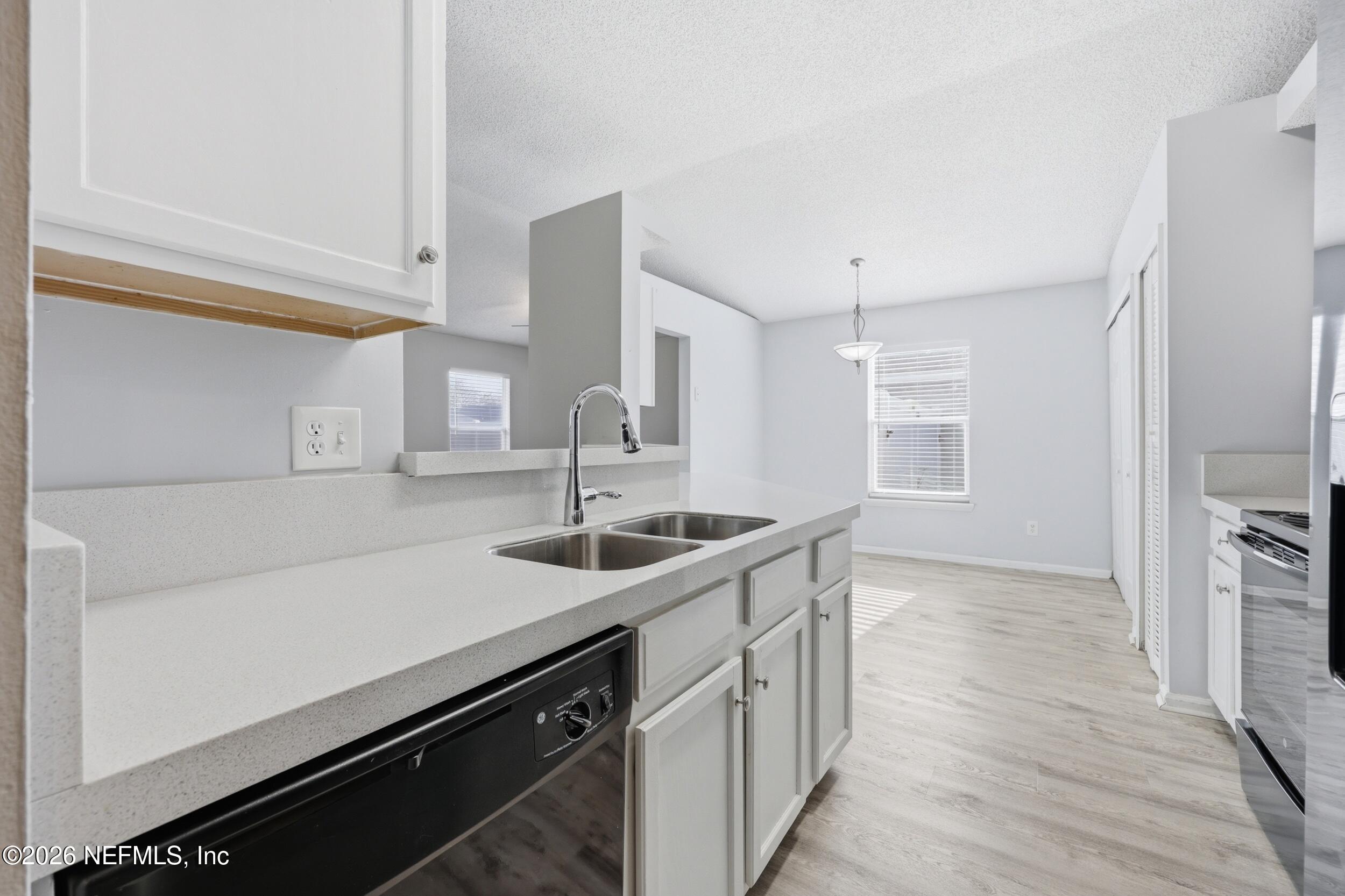 13235 COMPANION Circle S