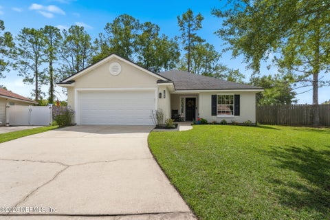 Photo of 1699 JAYHAWK Lane E, Jacksonville, FL 32221 (MLS # 2164977)