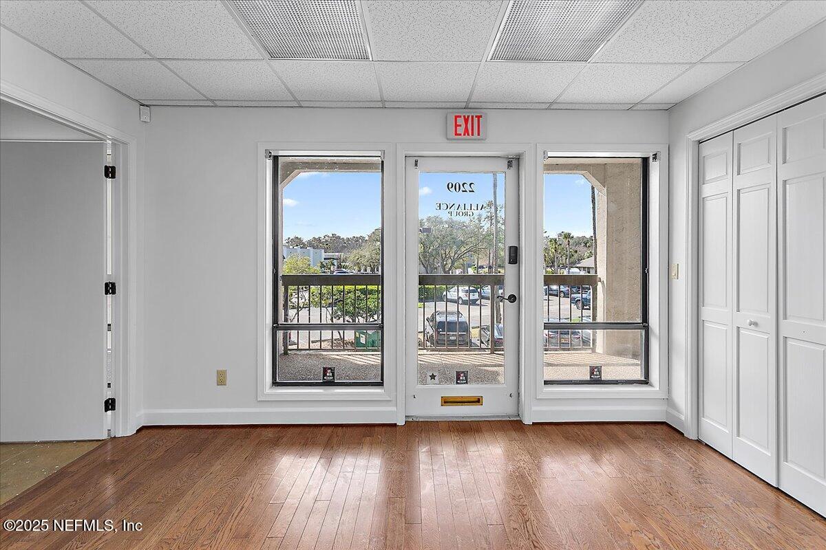 2209 SAWGRASS VILLAGE Drive