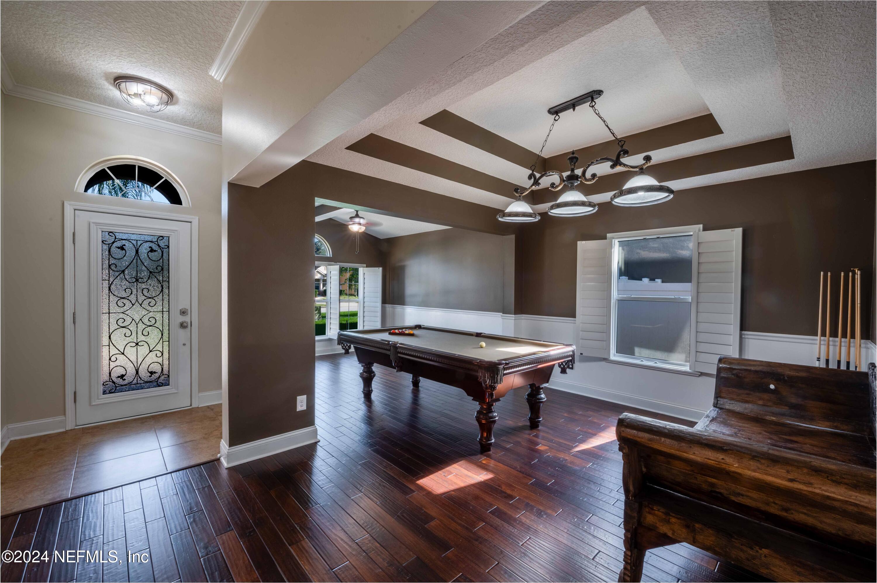 141 MAHOGANY BAY Drive