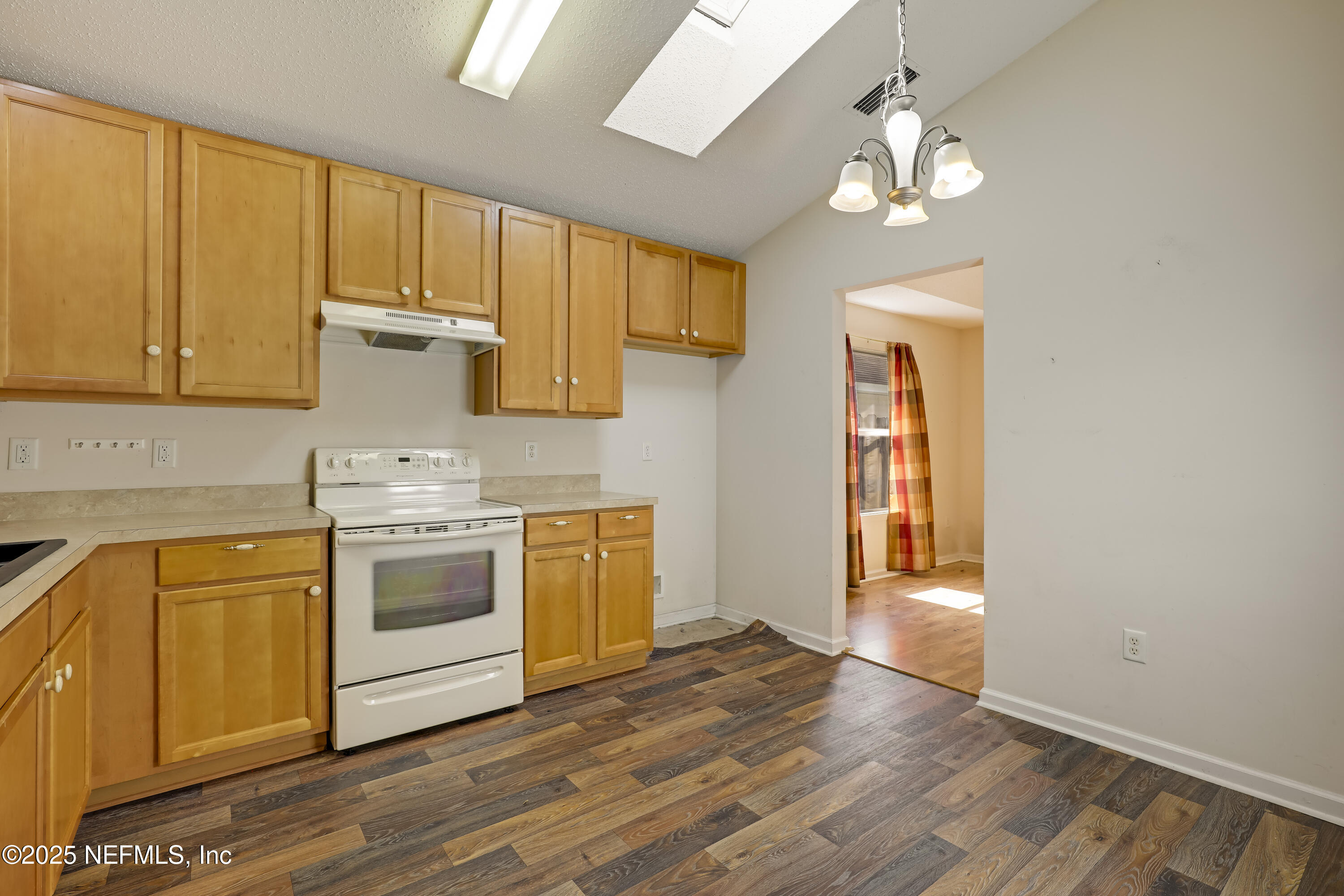 6669 MORSE GLEN Lane