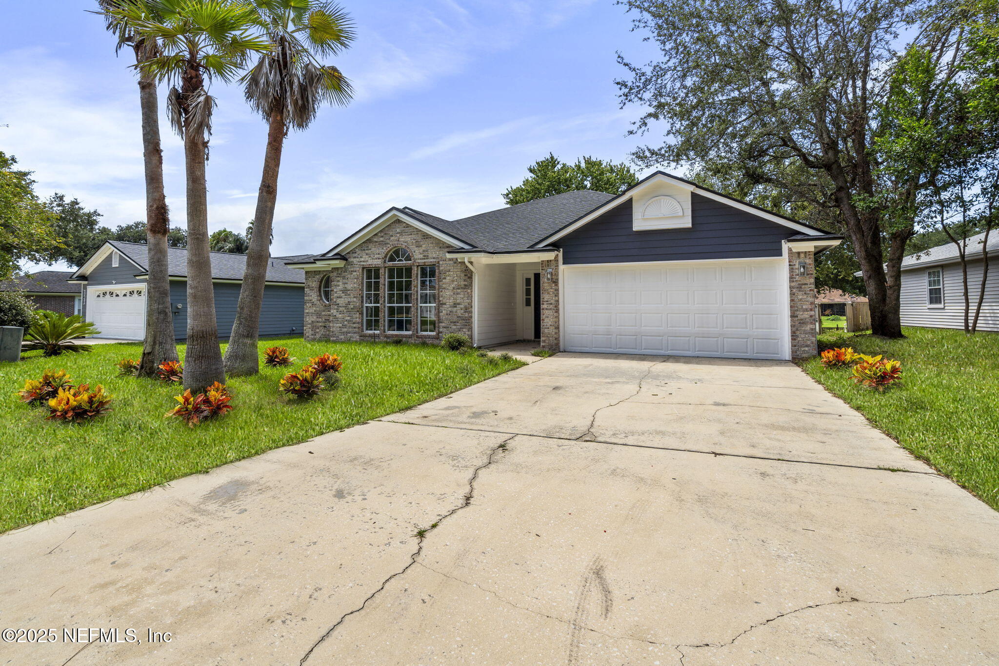 12406 EAGLES CLAW Lane
