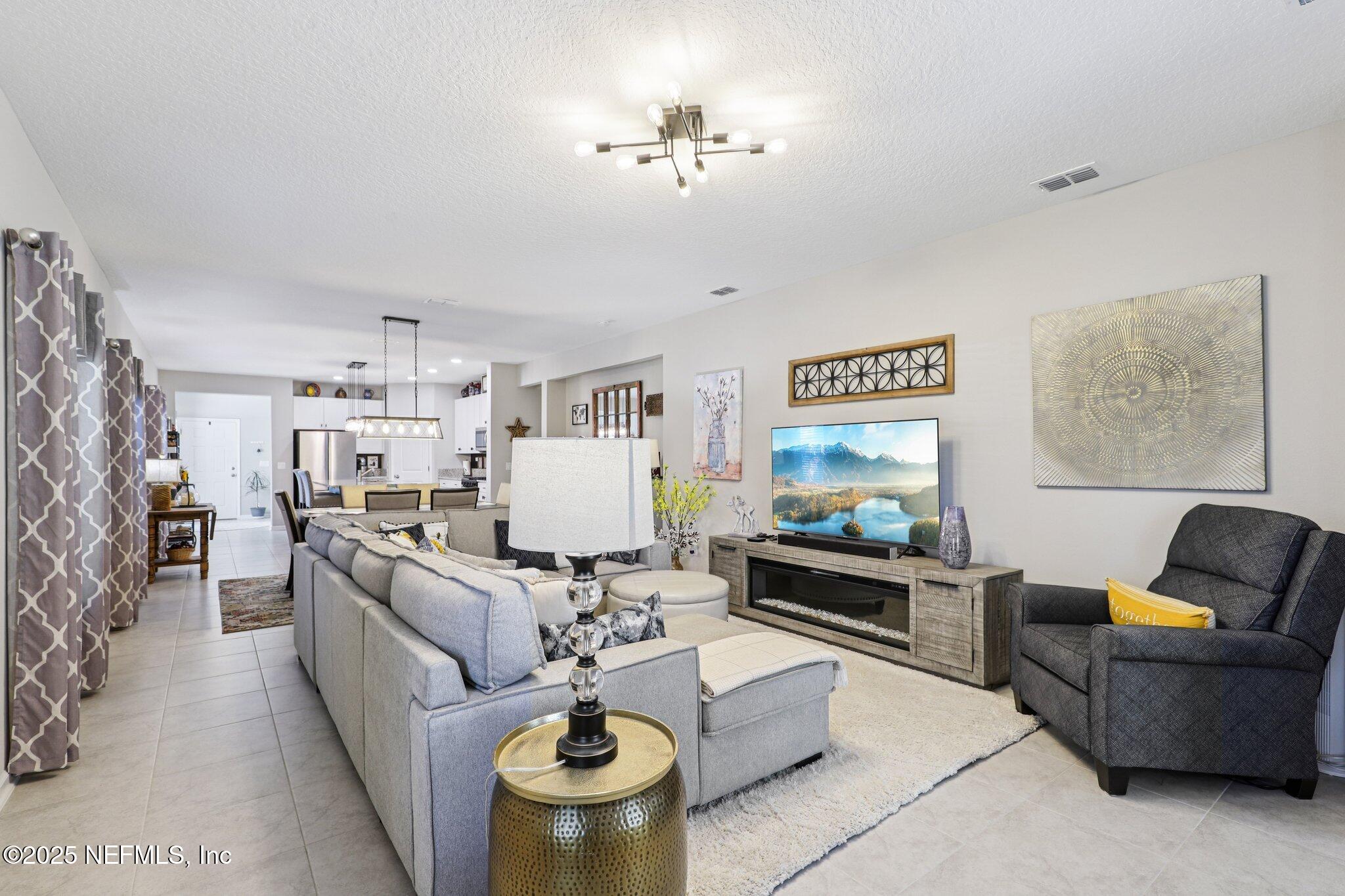 75241 CHELSEA GARDEN Lane