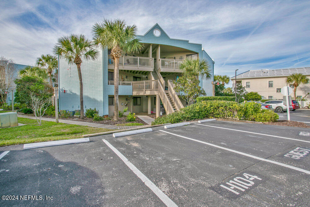 St Augustine, FL home for sale located at 130 Ocean Hibiscus Drive Unit 204, St Augustine, FL 32080