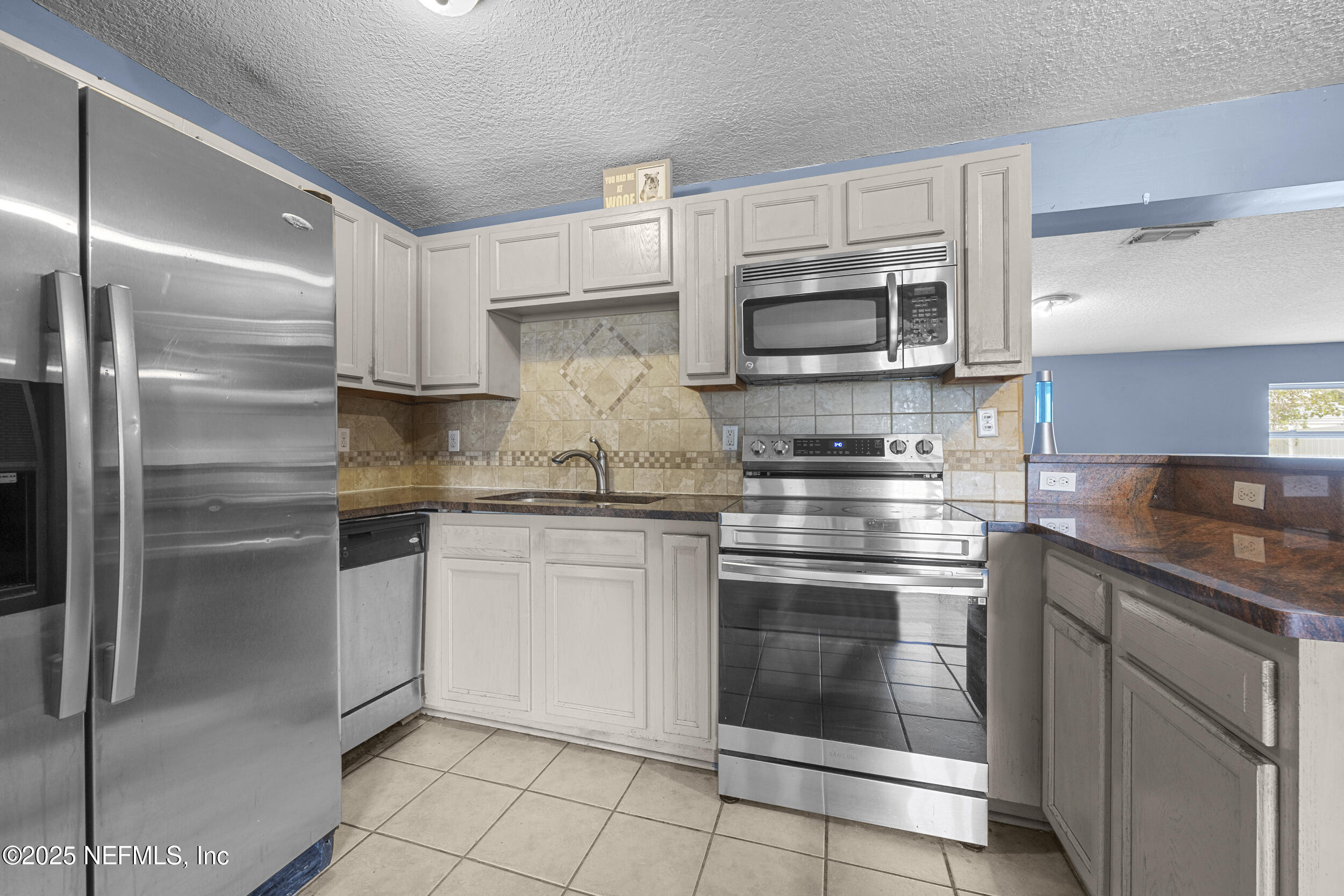 10419 AGAVE Road