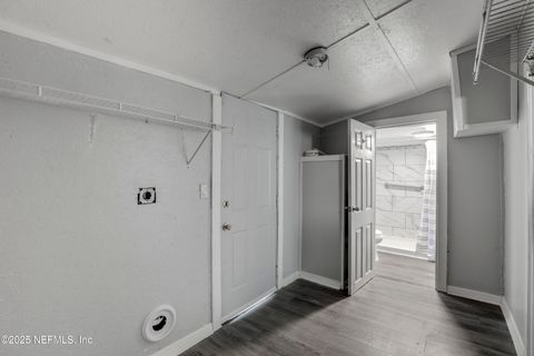 A home in Palatka