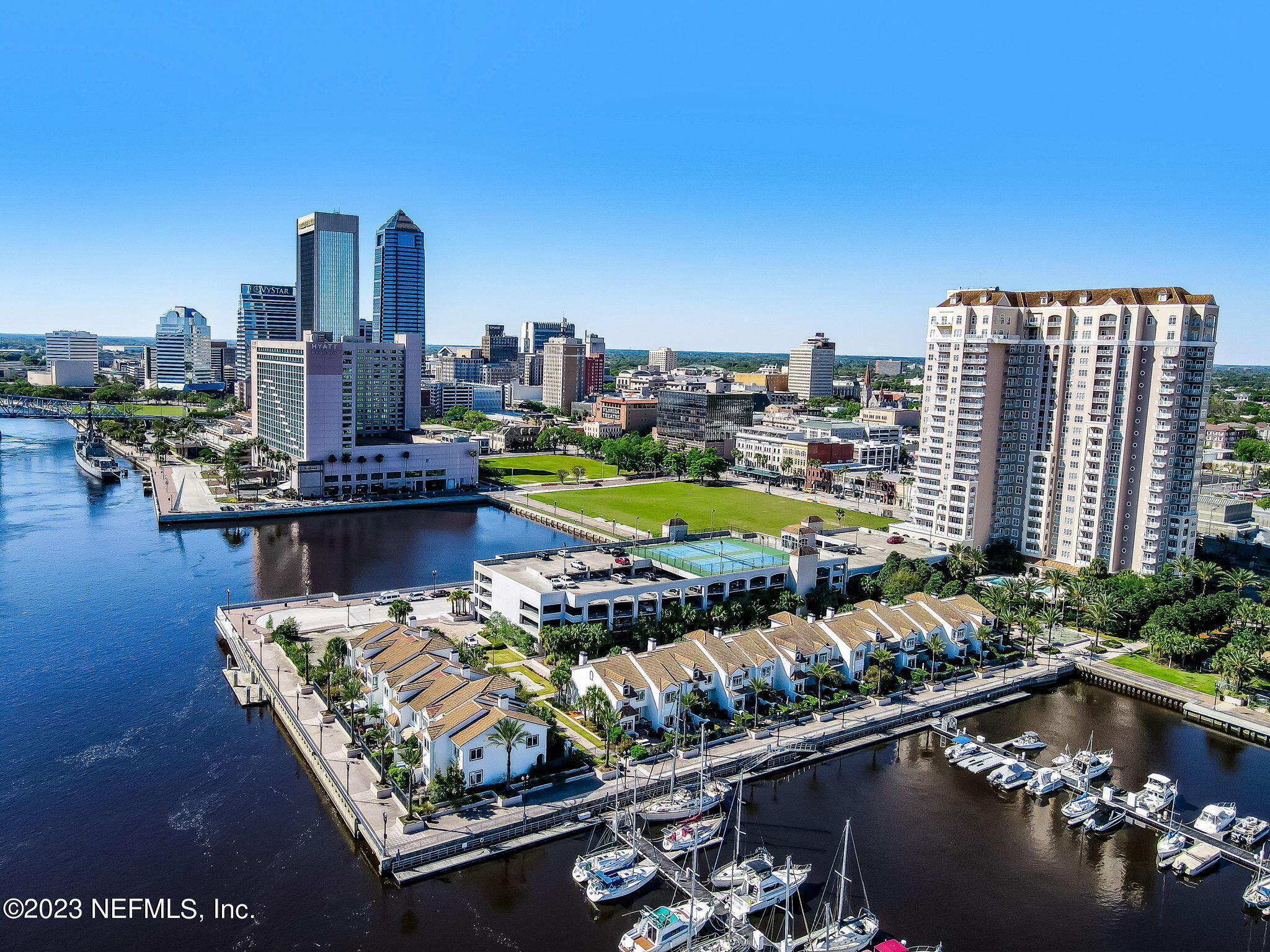 400 E BAY Street 1610-1611
