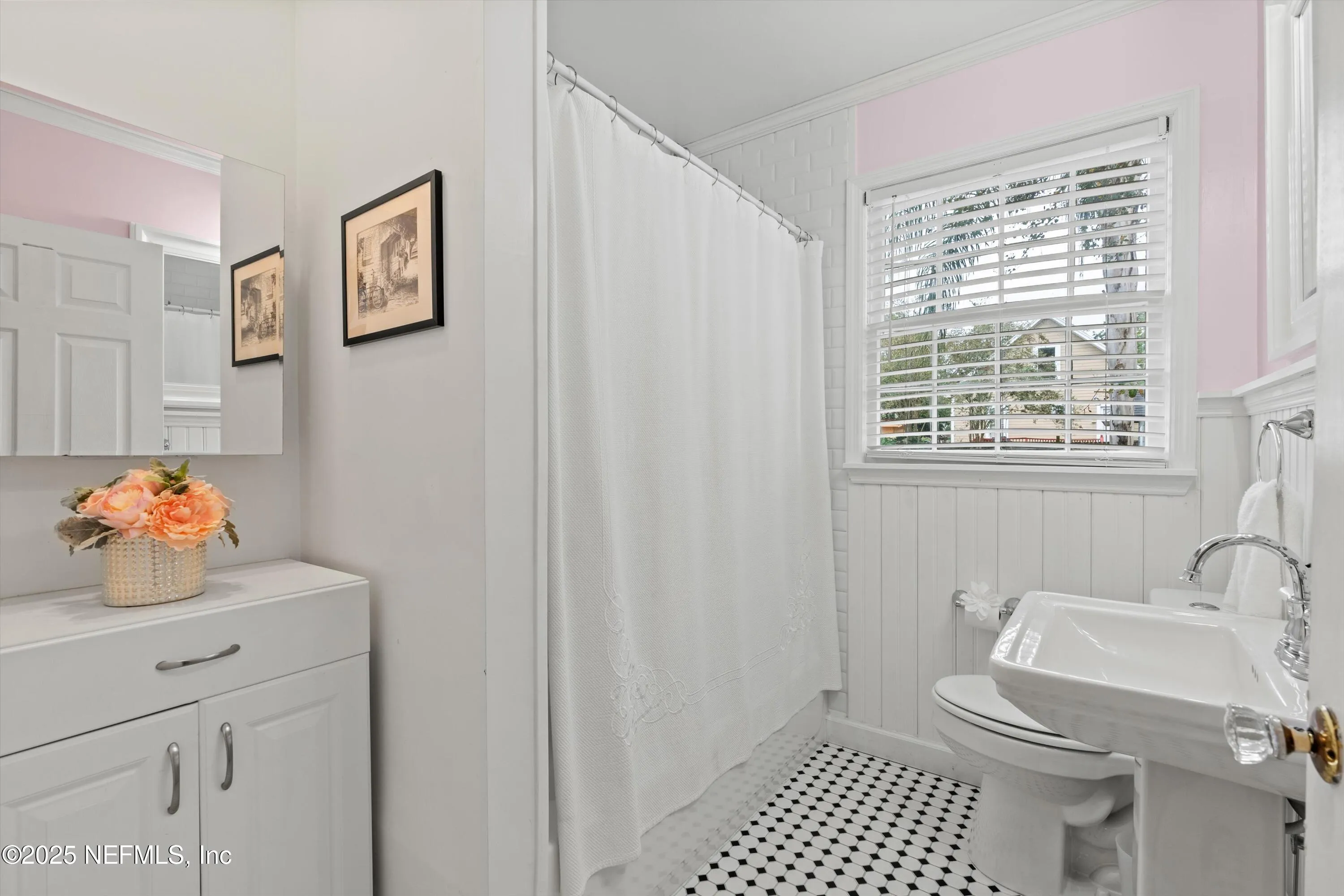 Jacksonville, Florida 32205, United States, 3 Bedrooms Bedrooms, ,1 BathroomBathrooms,Residential,Active,219838