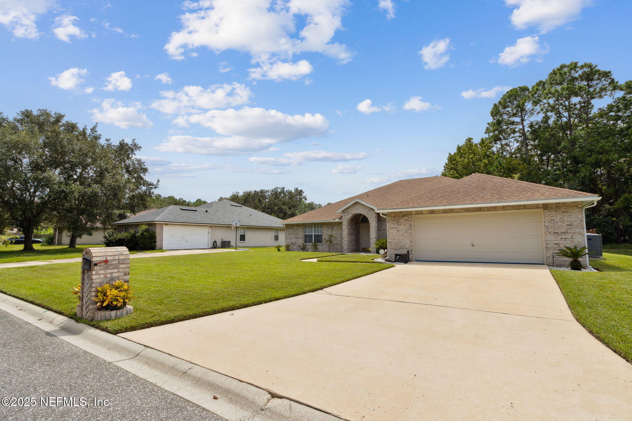 5526 BROADGATE Court