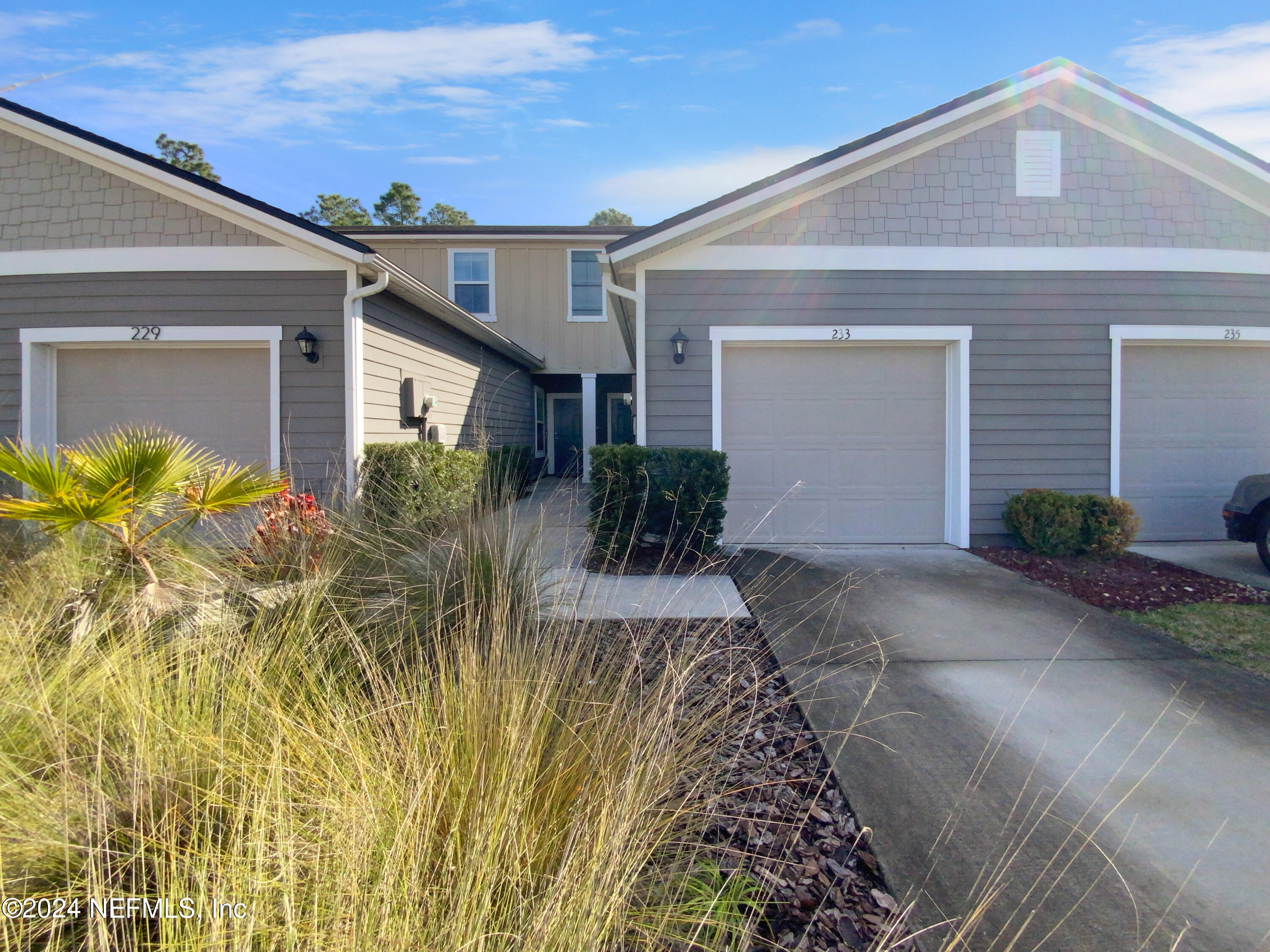 St Augustine, FL home for sale located at 233 Whitland Way, St Augustine, FL 32086