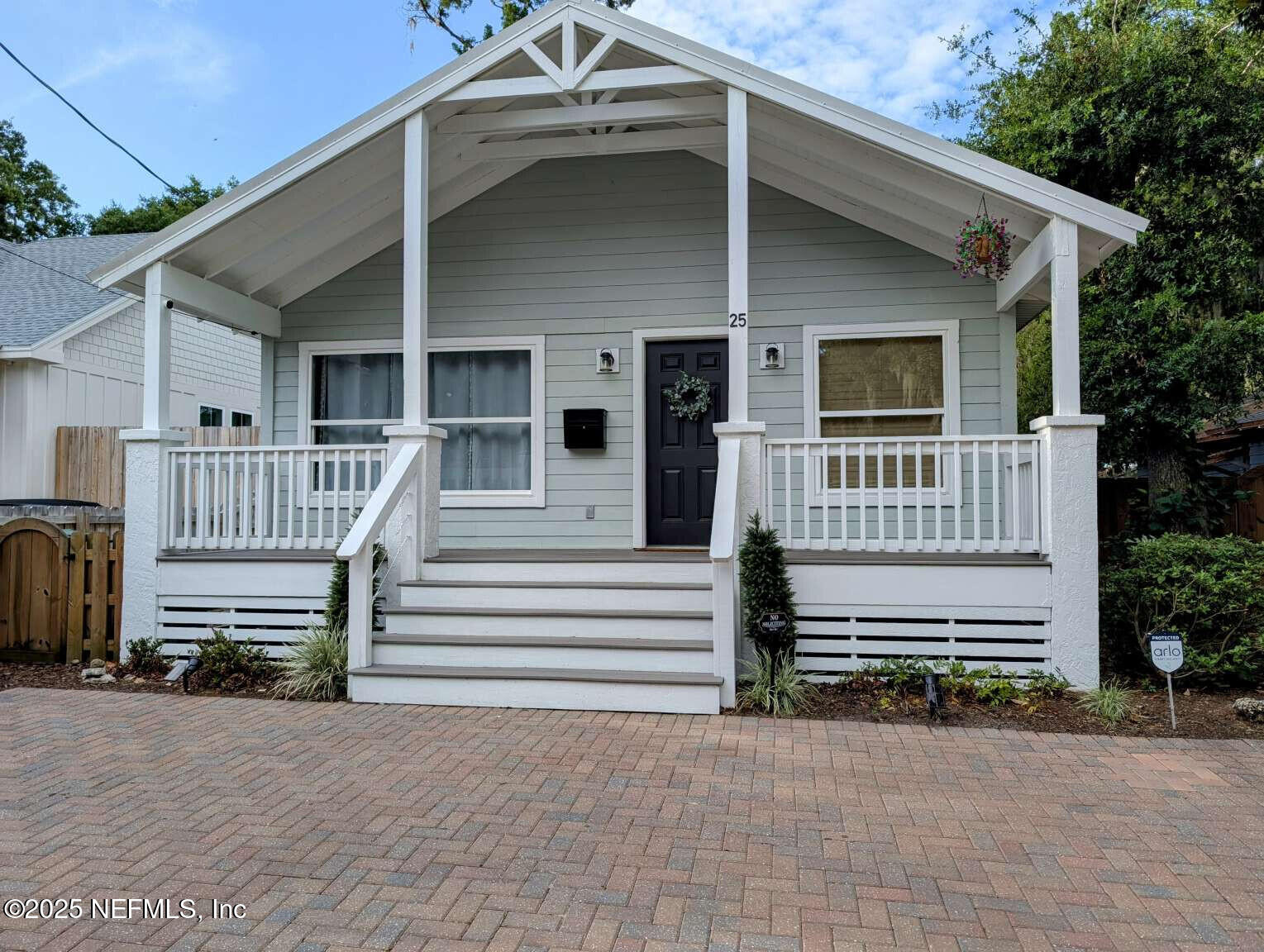 25 FULLERWOOD Drive