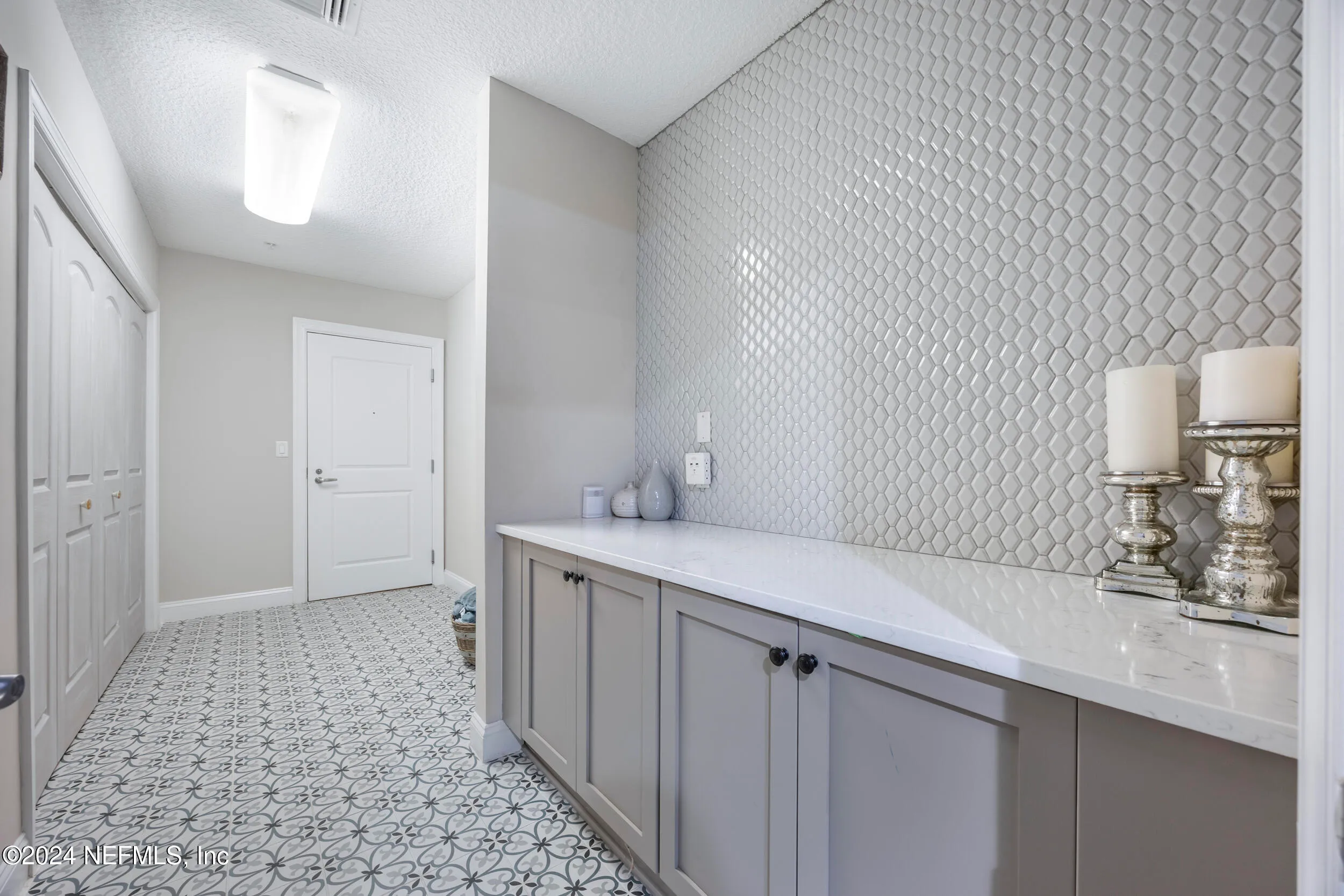 Jacksonville, Florida 32207, United States, 2 Bedrooms Bedrooms, ,3 BathroomsBathrooms,Residential,Active,88845