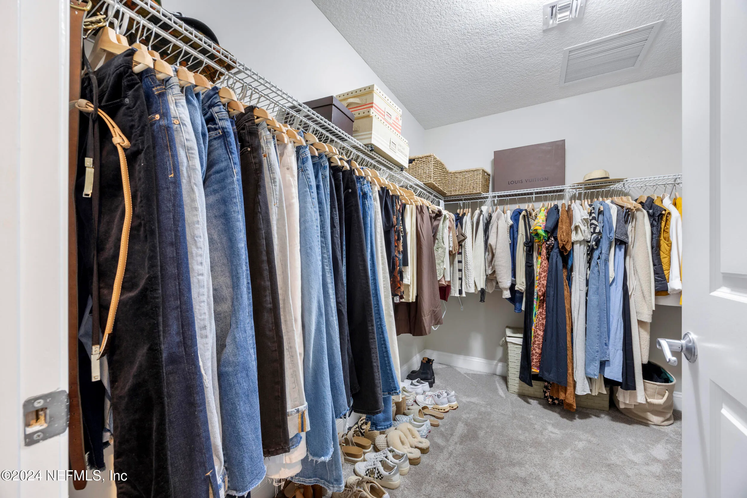 Jacksonville, Florida 32207, United States, 2 Bedrooms Bedrooms, ,3 BathroomsBathrooms,Residential,Active,88845