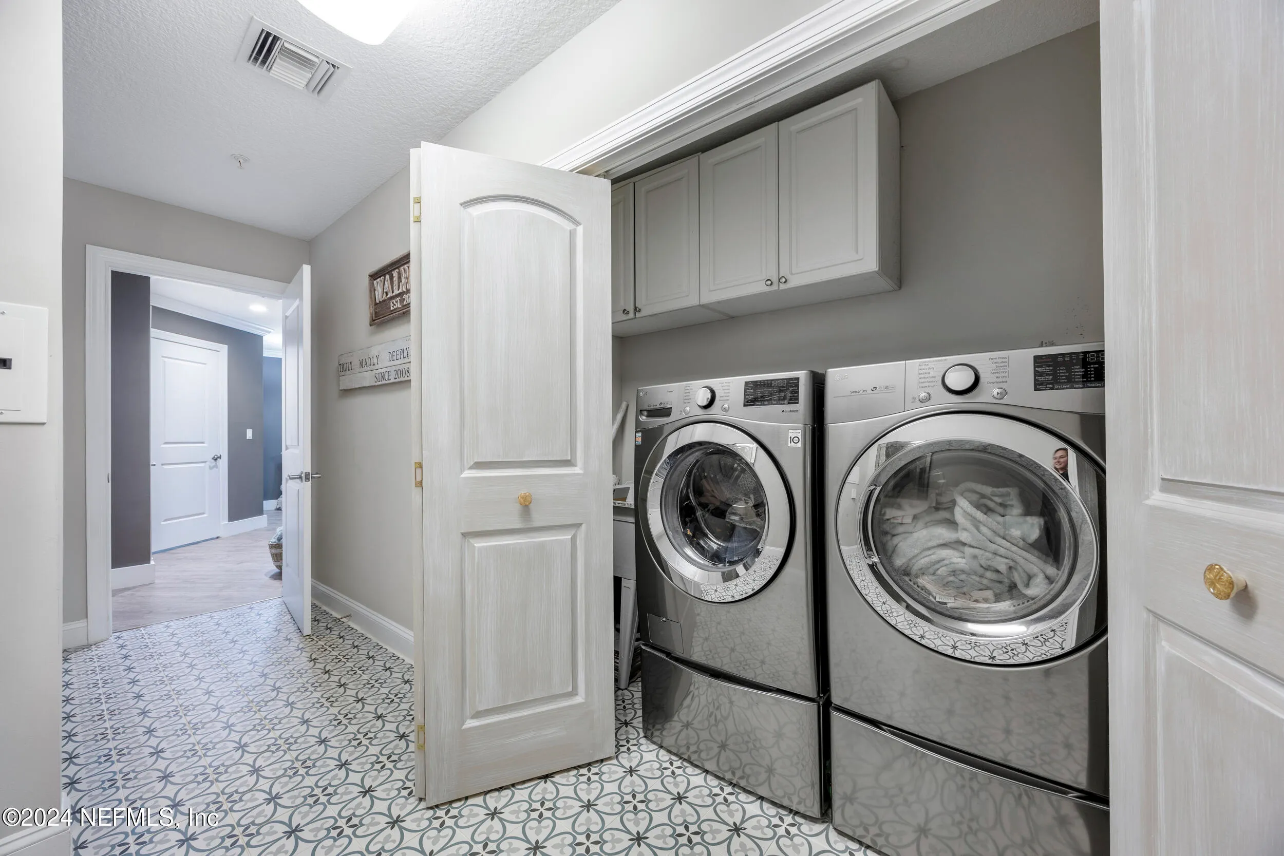 Jacksonville, Florida 32207, United States, 2 Bedrooms Bedrooms, ,3 BathroomsBathrooms,Residential,Active,88845