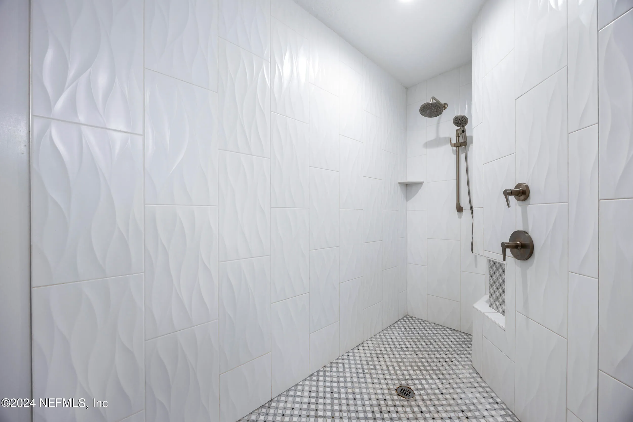 Jacksonville, Florida 32207, United States, 2 Bedrooms Bedrooms, ,3 BathroomsBathrooms,Residential,Active,88845