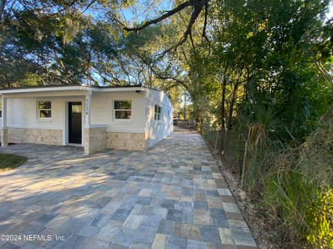 A home in Jacksonville