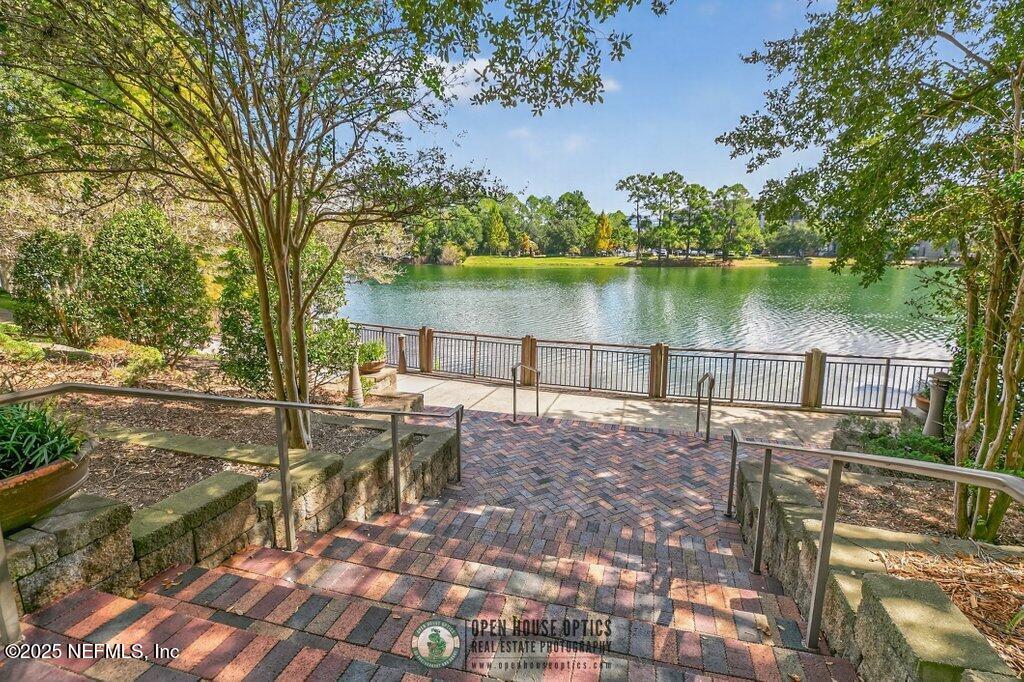 9823 TAPESTRY PARK Circle 106