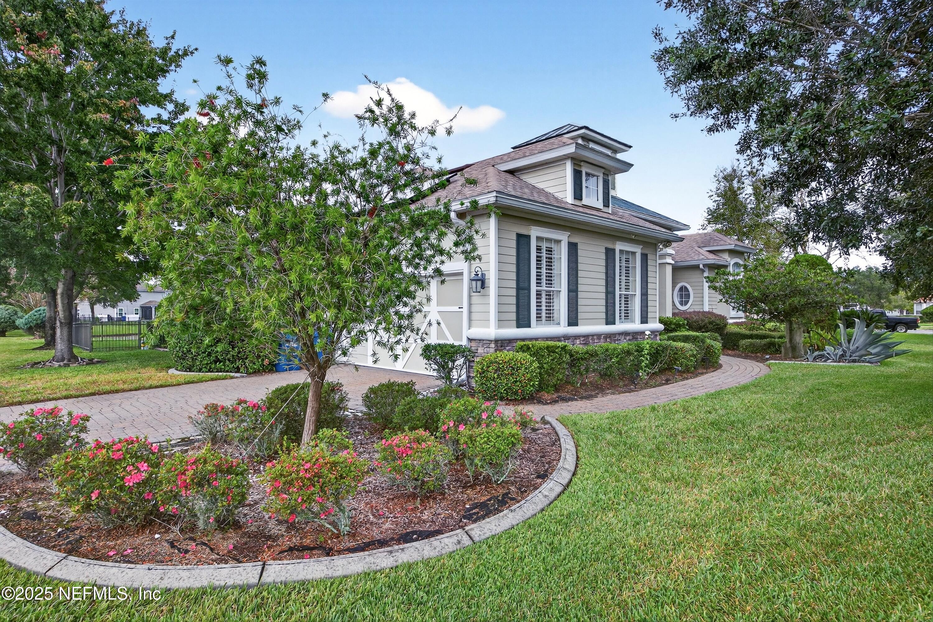 12100 RED BARN Court