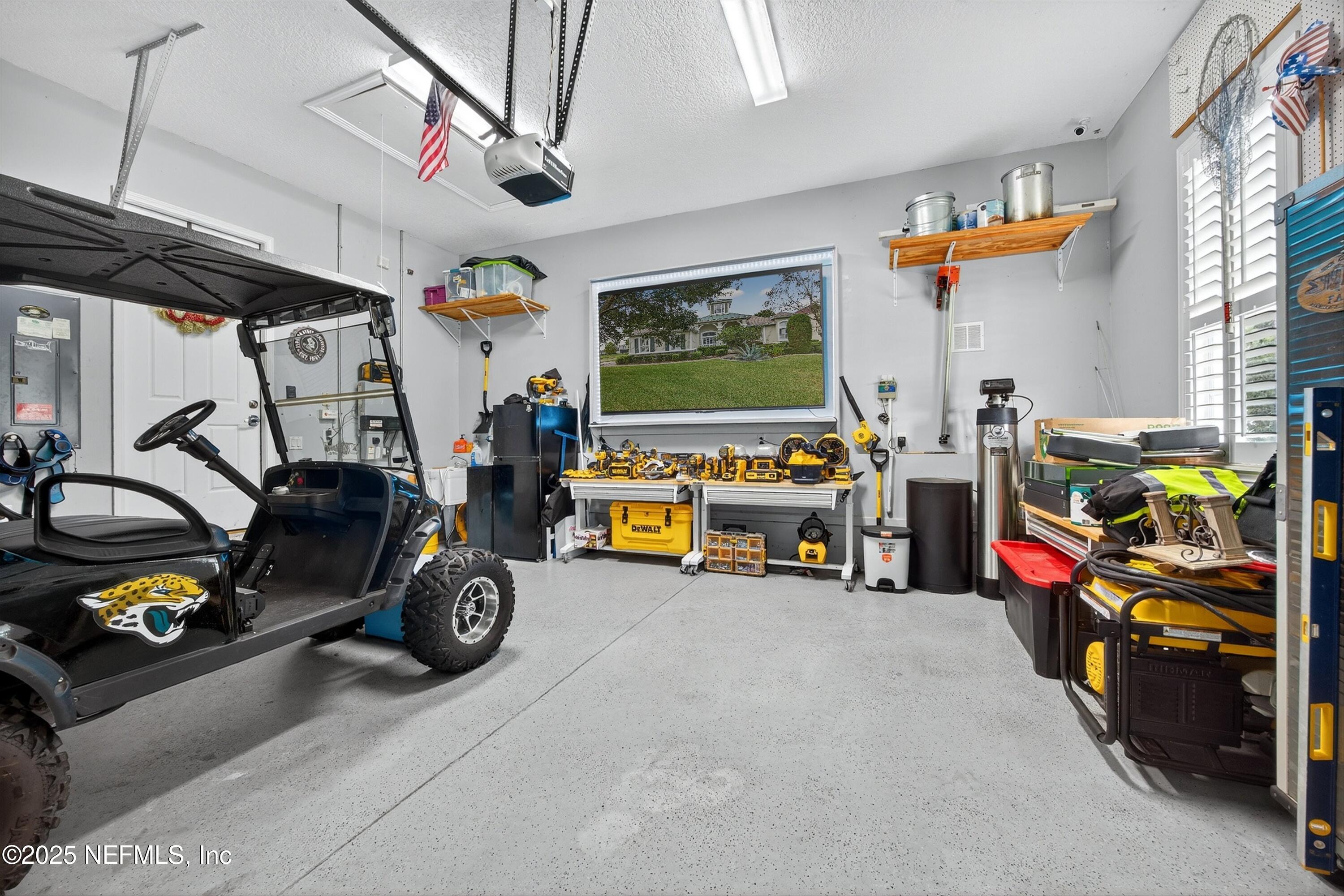 12100 RED BARN Court