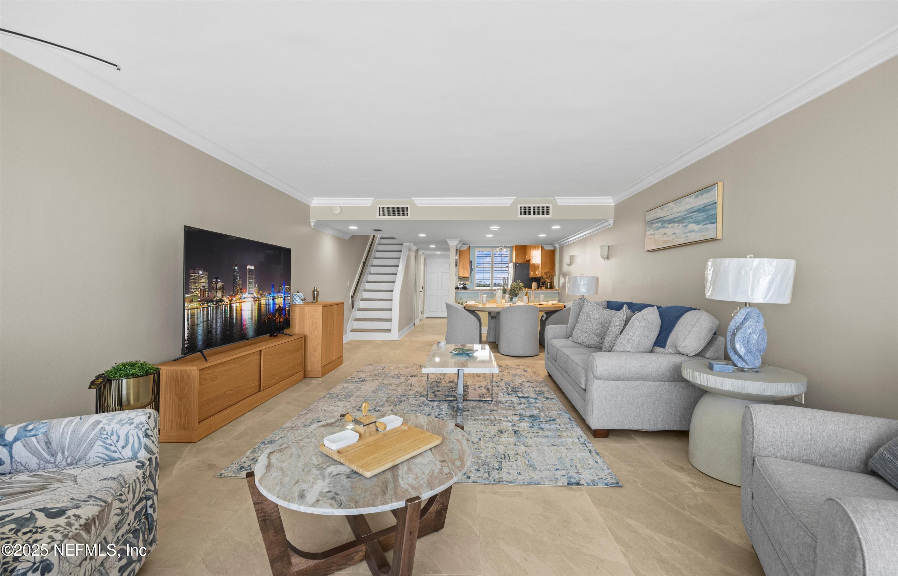 2100 OCEAN Drive PH-2