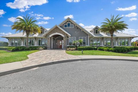 A home in Middleburg