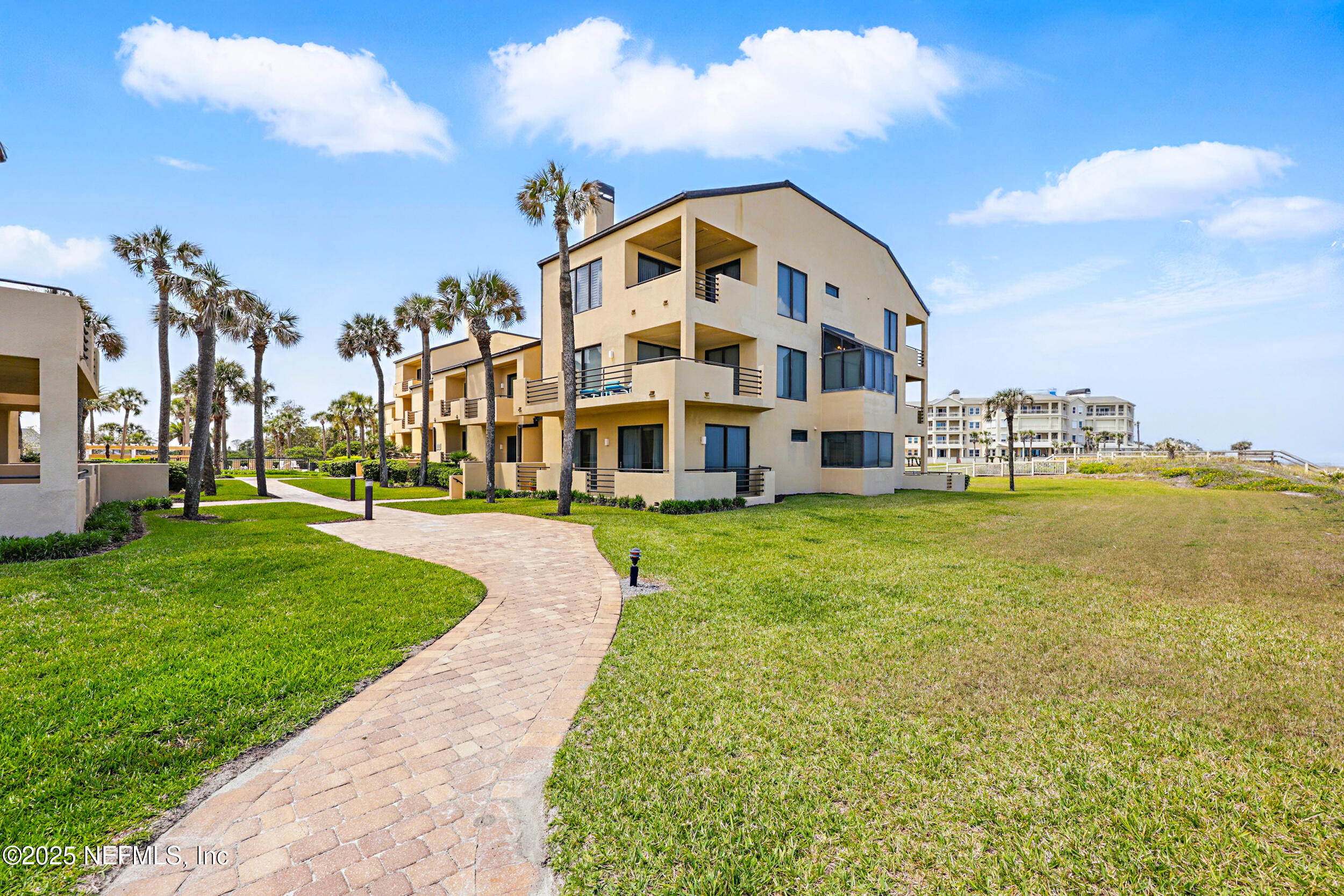 840 SPINNAKERS REACH Drive