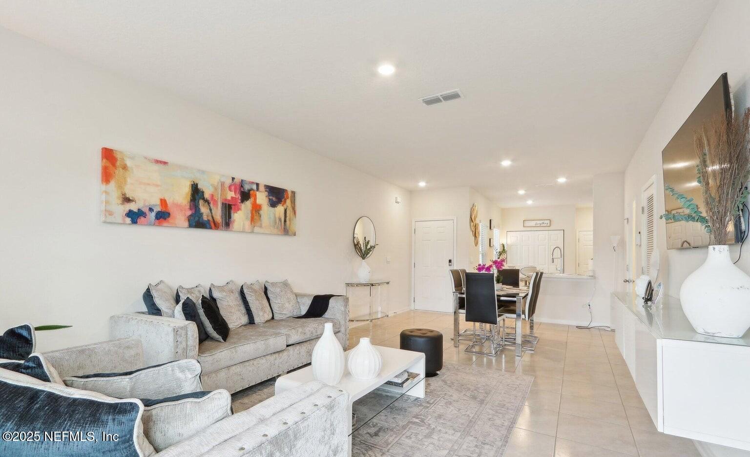 986 OBSERVATORY Parkway