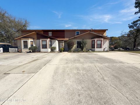 4473 MELISSA Court W Jacksonville FL 32210