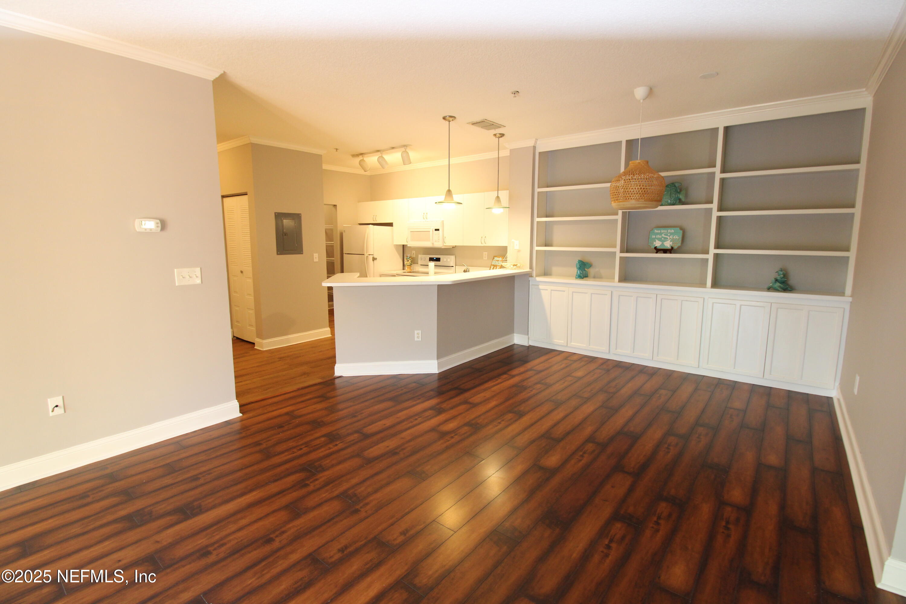 520 FLORIDA CLUB Boulevard 202