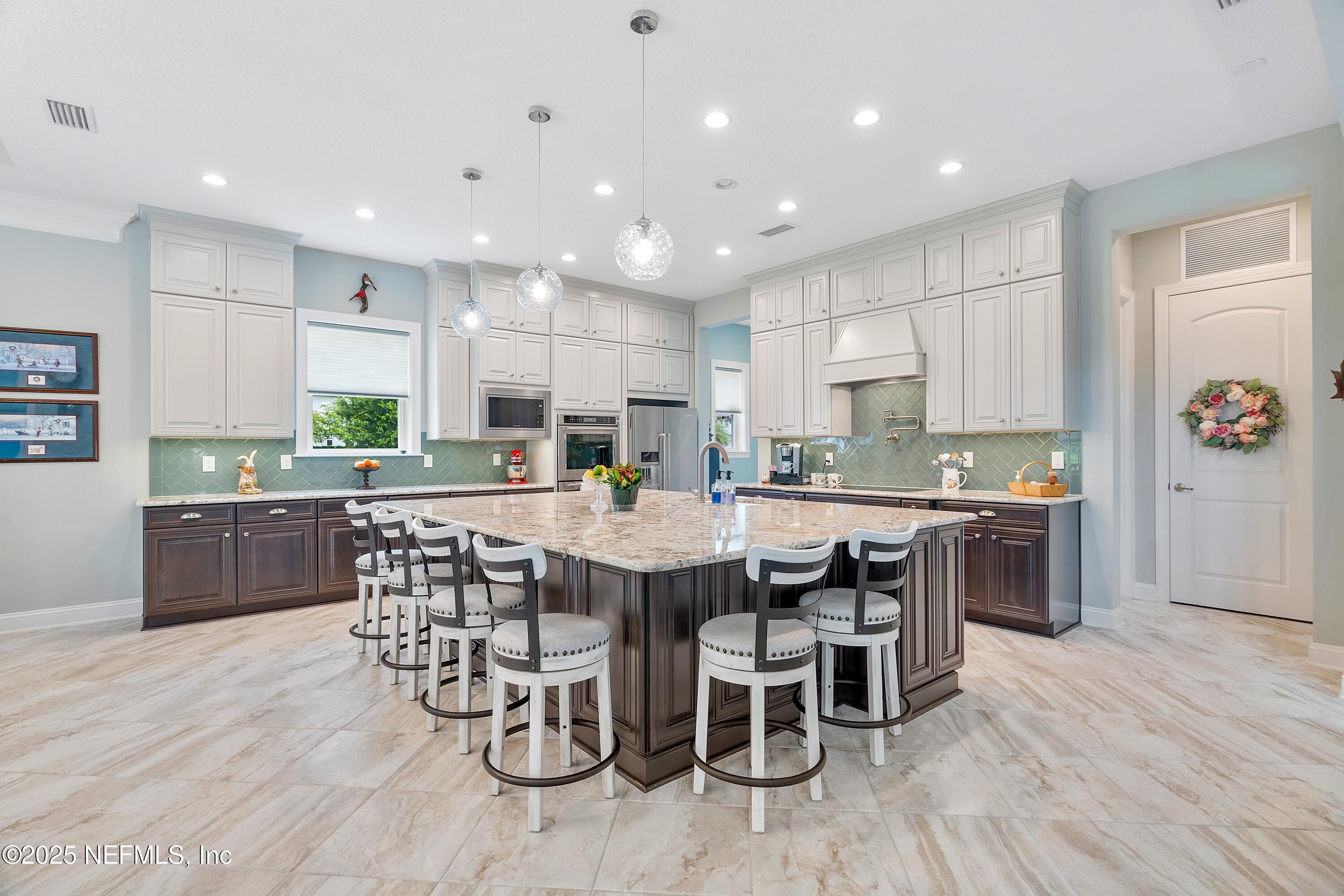 220 HONEY BLOSSOM Road