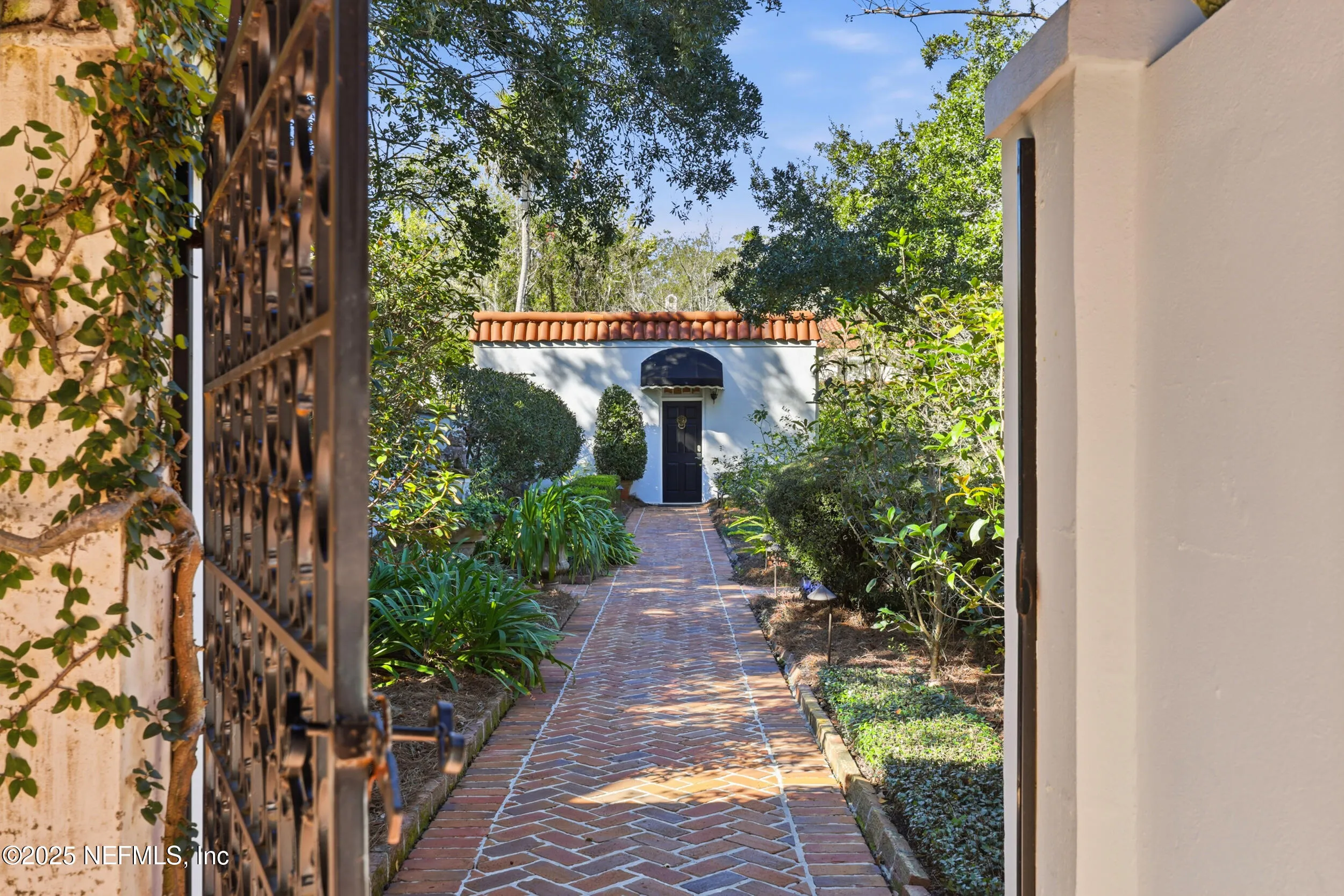 Jacksonville, Florida, 32205, United States, 4 Bedrooms Bedrooms, ,6 BathroomsBathrooms,Residential,Active,2006538