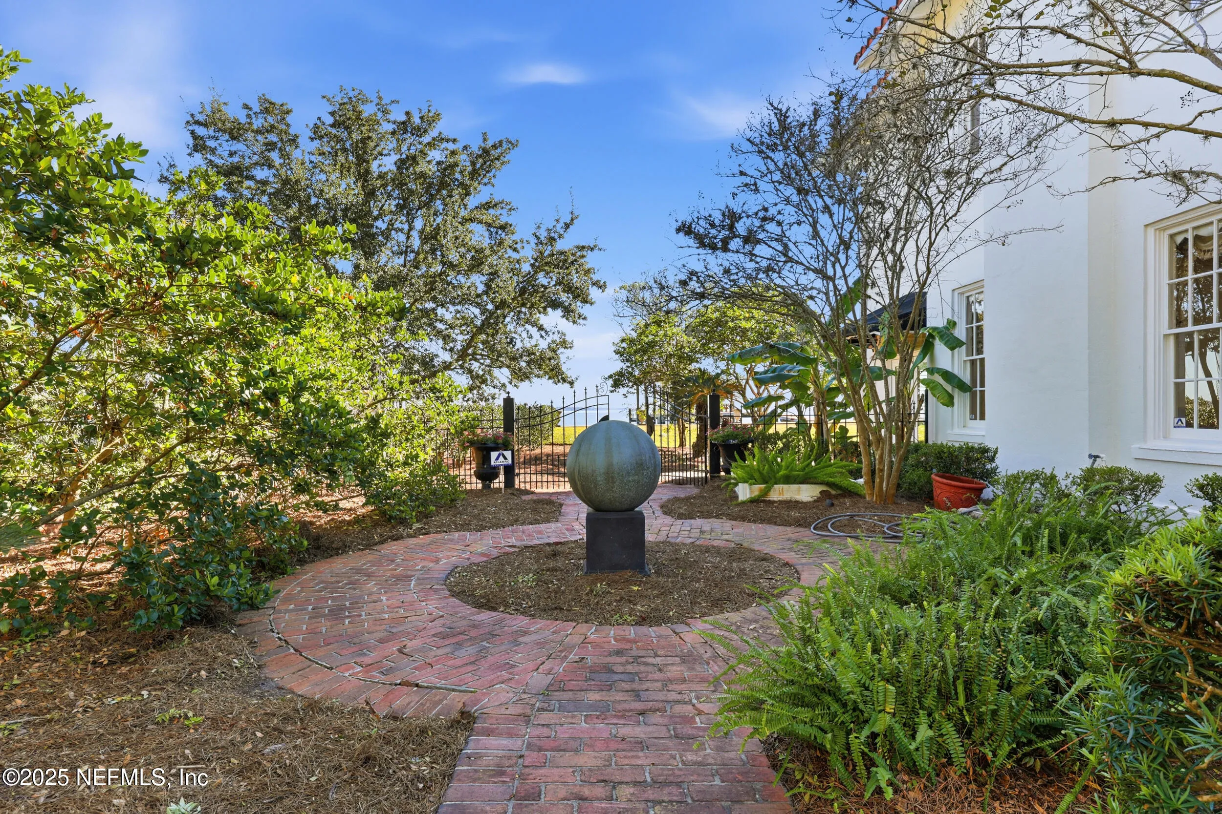 Jacksonville, Florida, 32205, United States, 4 Bedrooms Bedrooms, ,6 BathroomsBathrooms,Residential,Active,2006538