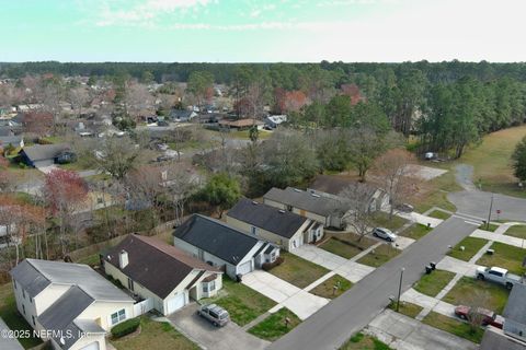 A home in Middleburg