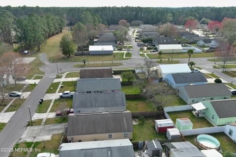 A home in Middleburg