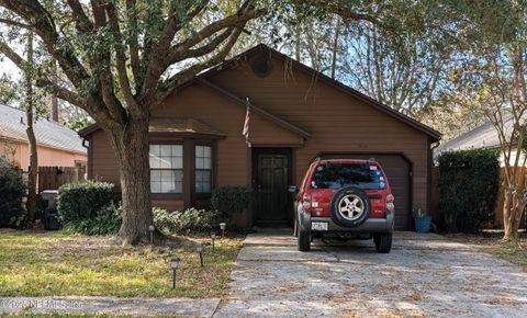 A home in Middleburg