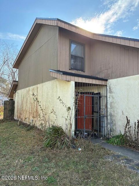 Photo of 743 TREKKER Street, Jacksonville, FL 32216 (MLS # 2129533)