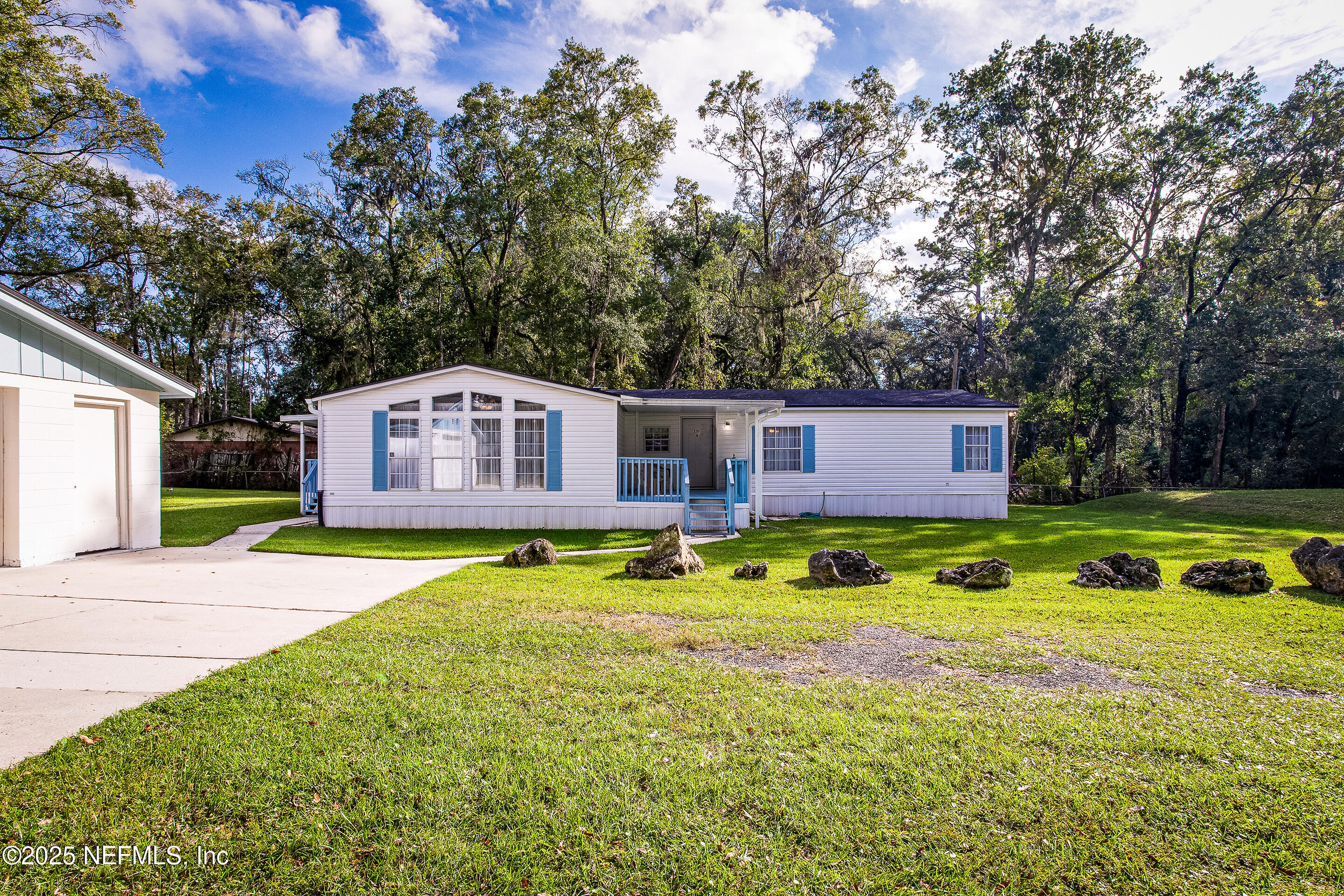 231 KNIGHT BOXX Road