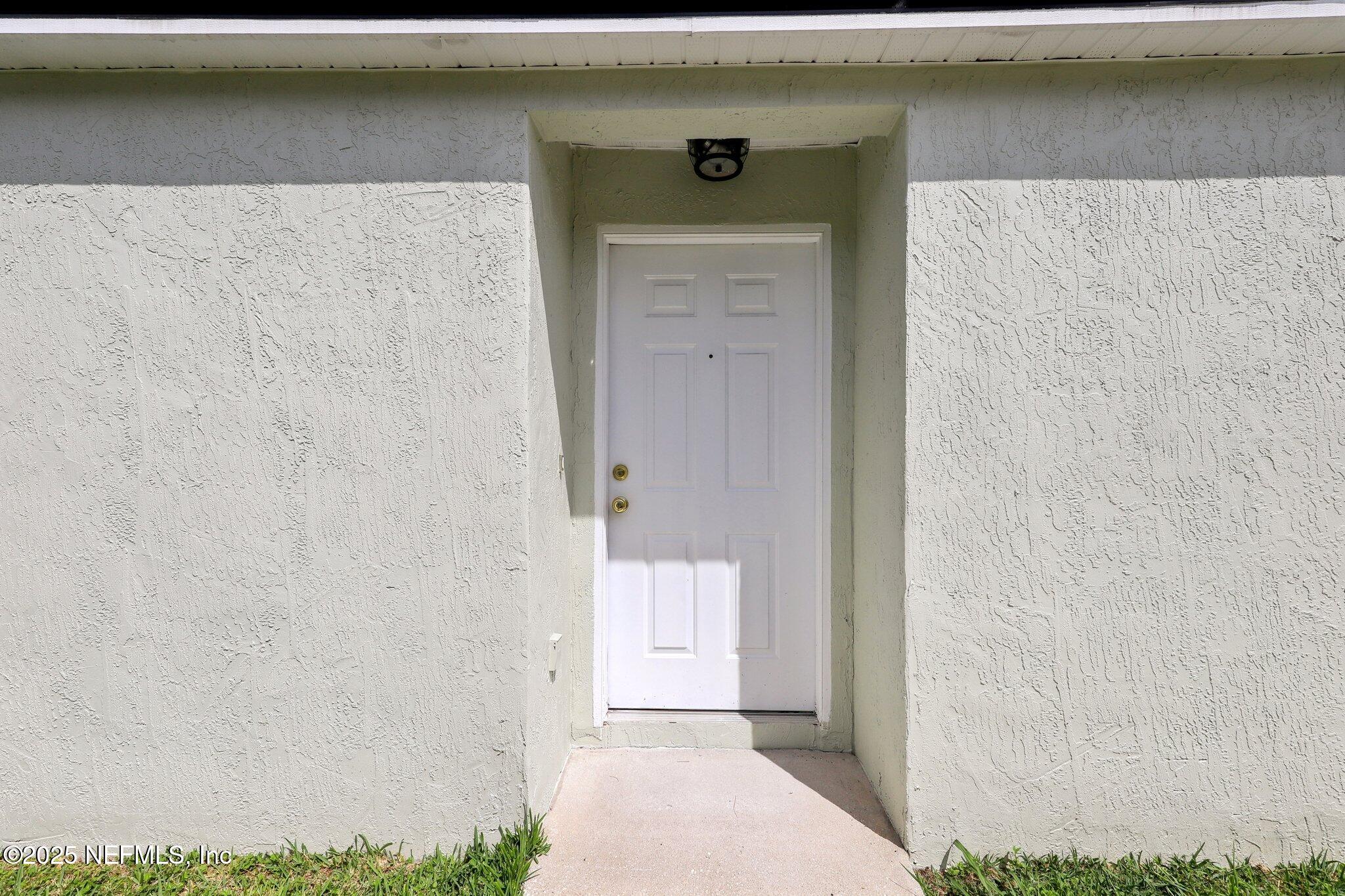 1528 SLASH PINE Court