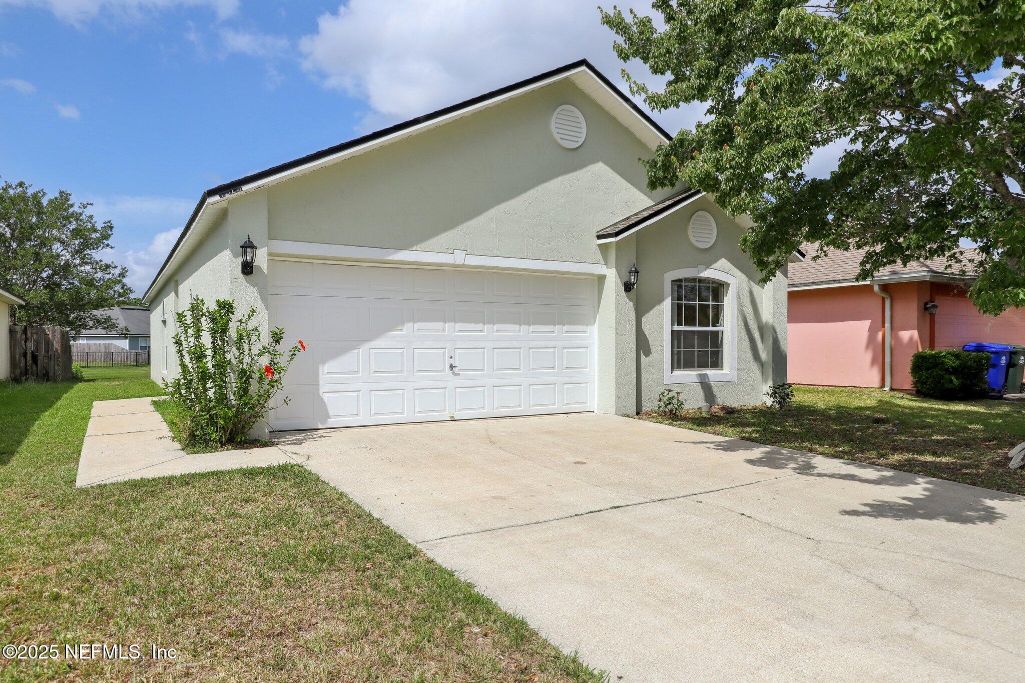 1528 SLASH PINE Court