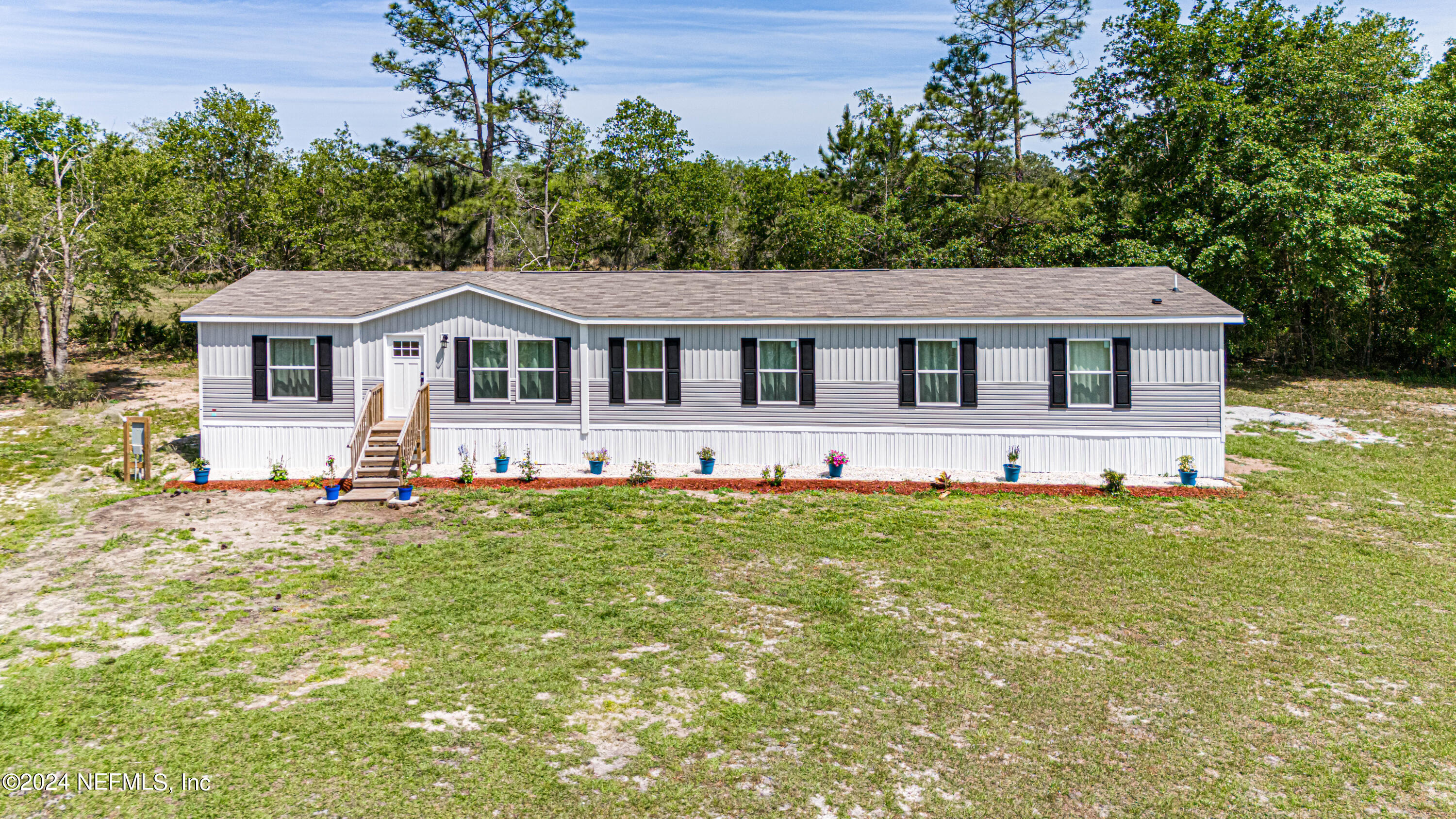 Middleburg, FL home for sale located at 2355 Walters Road, Middleburg, FL 32068