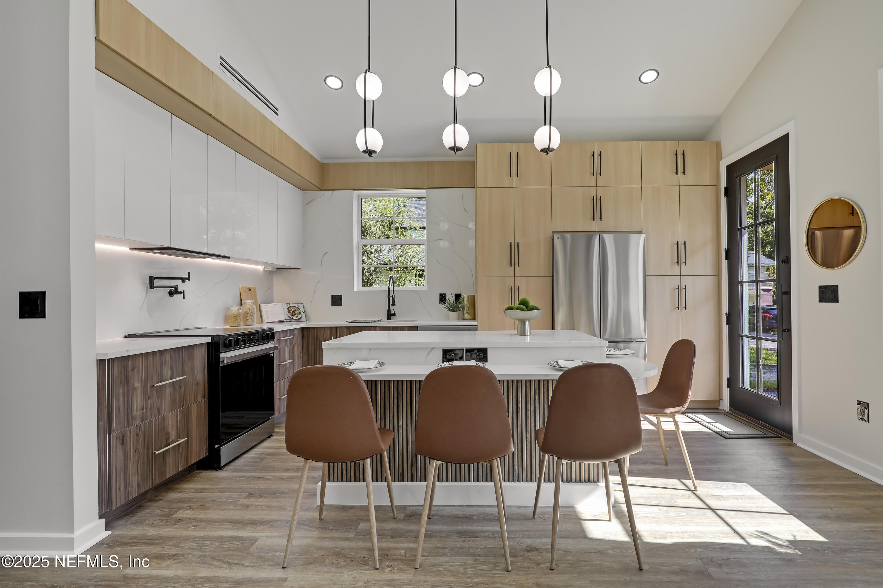03 Kitchen