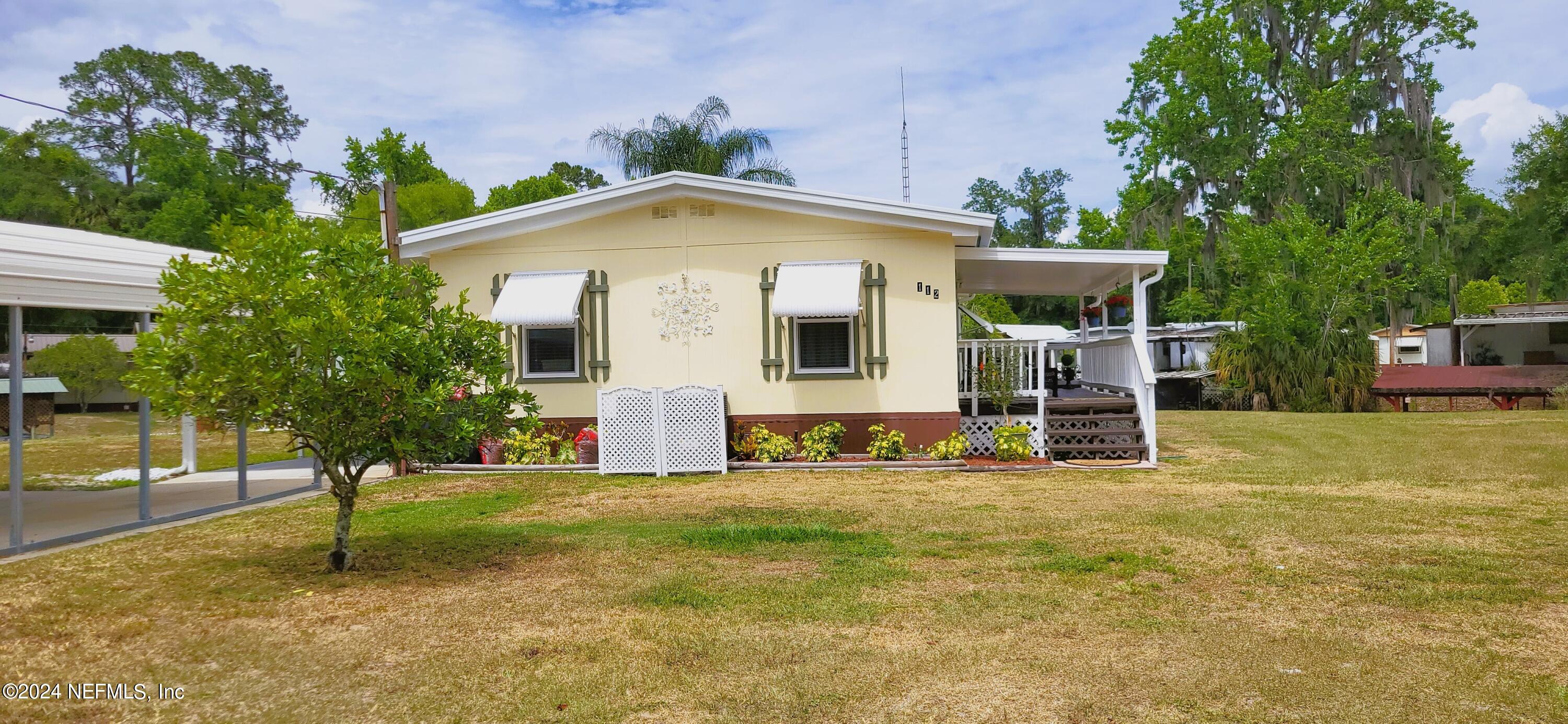 Satsuma, FL home for sale located at 112 Camellia Drive, Satsuma, FL 32189