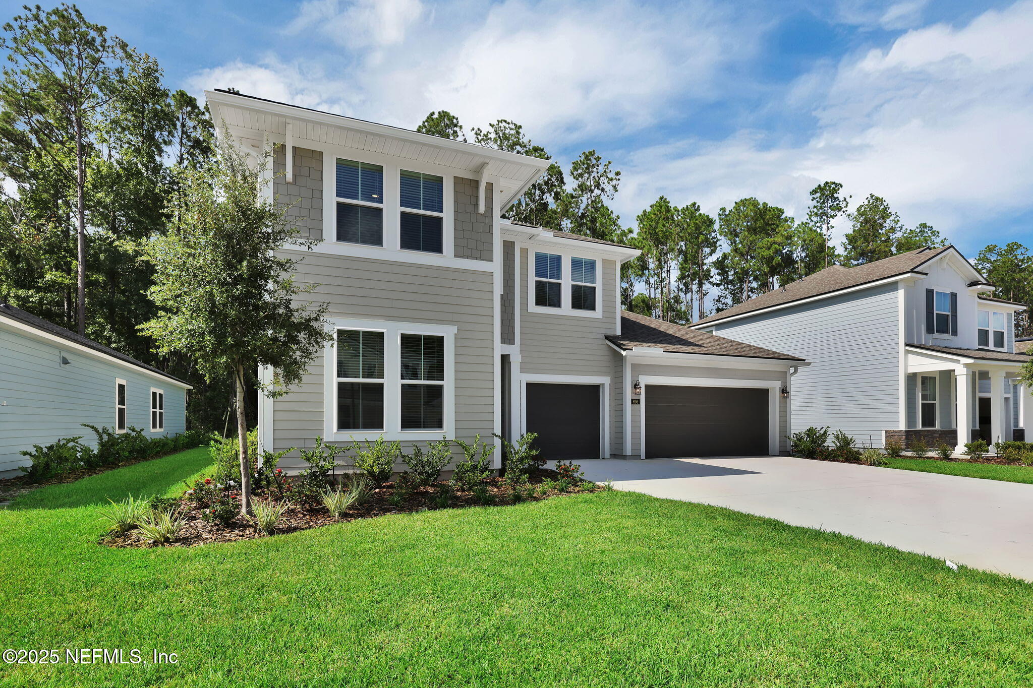 696 GOLDENROD Drive