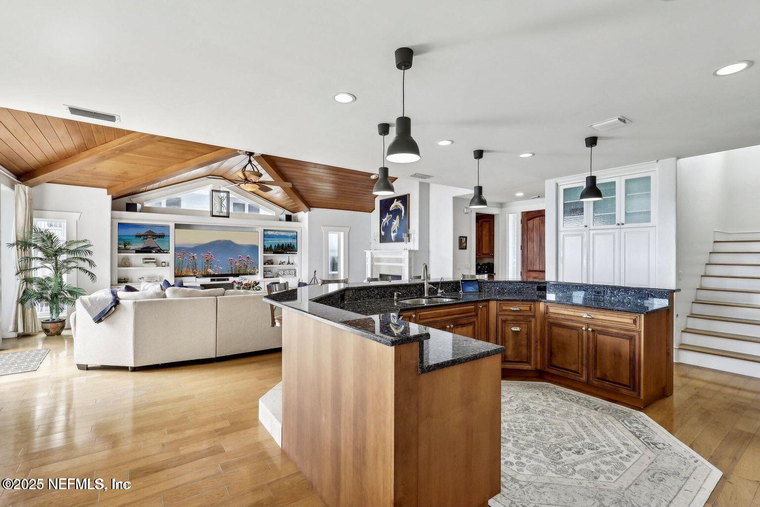 1403 OCEAN FRONT