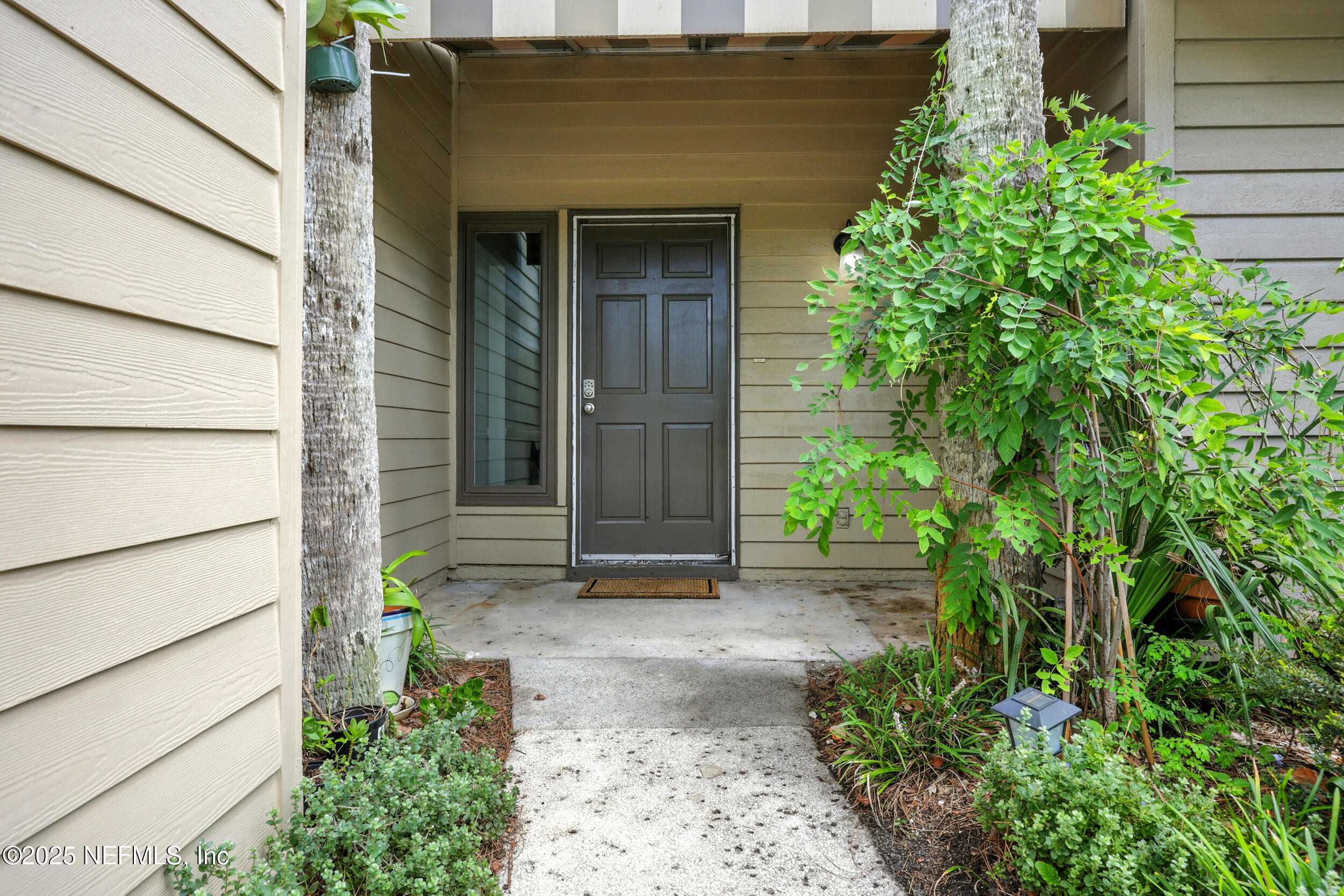 73 FISHERMANS COVE Road
