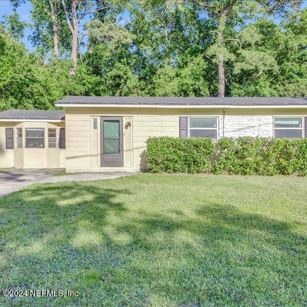 Jacksonville, FL home for sale located at 1039 Cherbourg Avenue E, Jacksonville, FL 32205