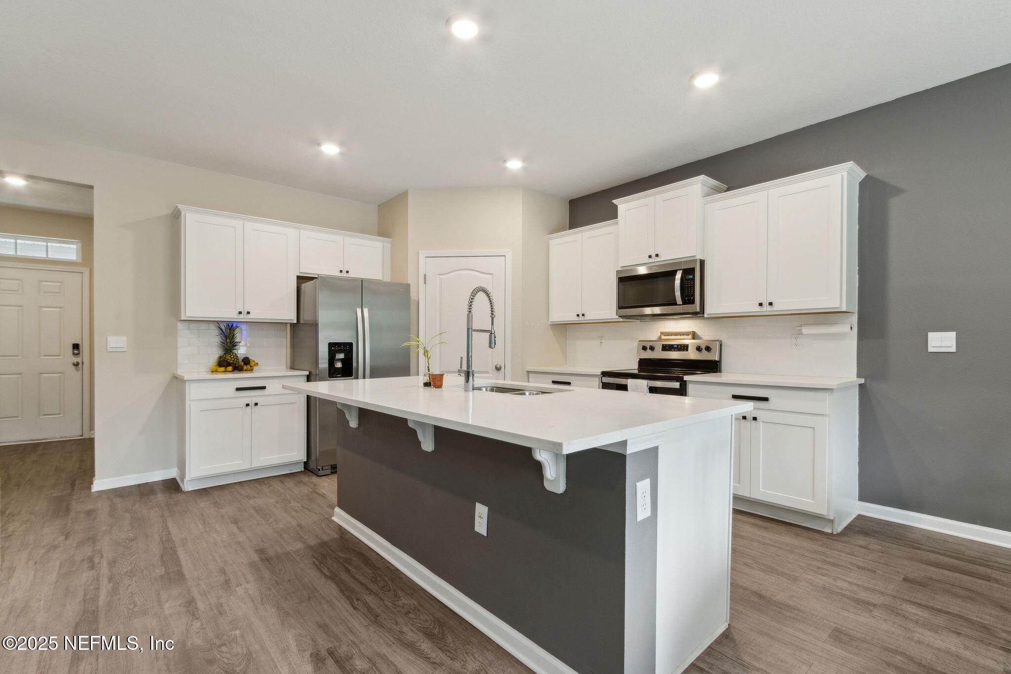 2309 SHADY BREEZE Lane