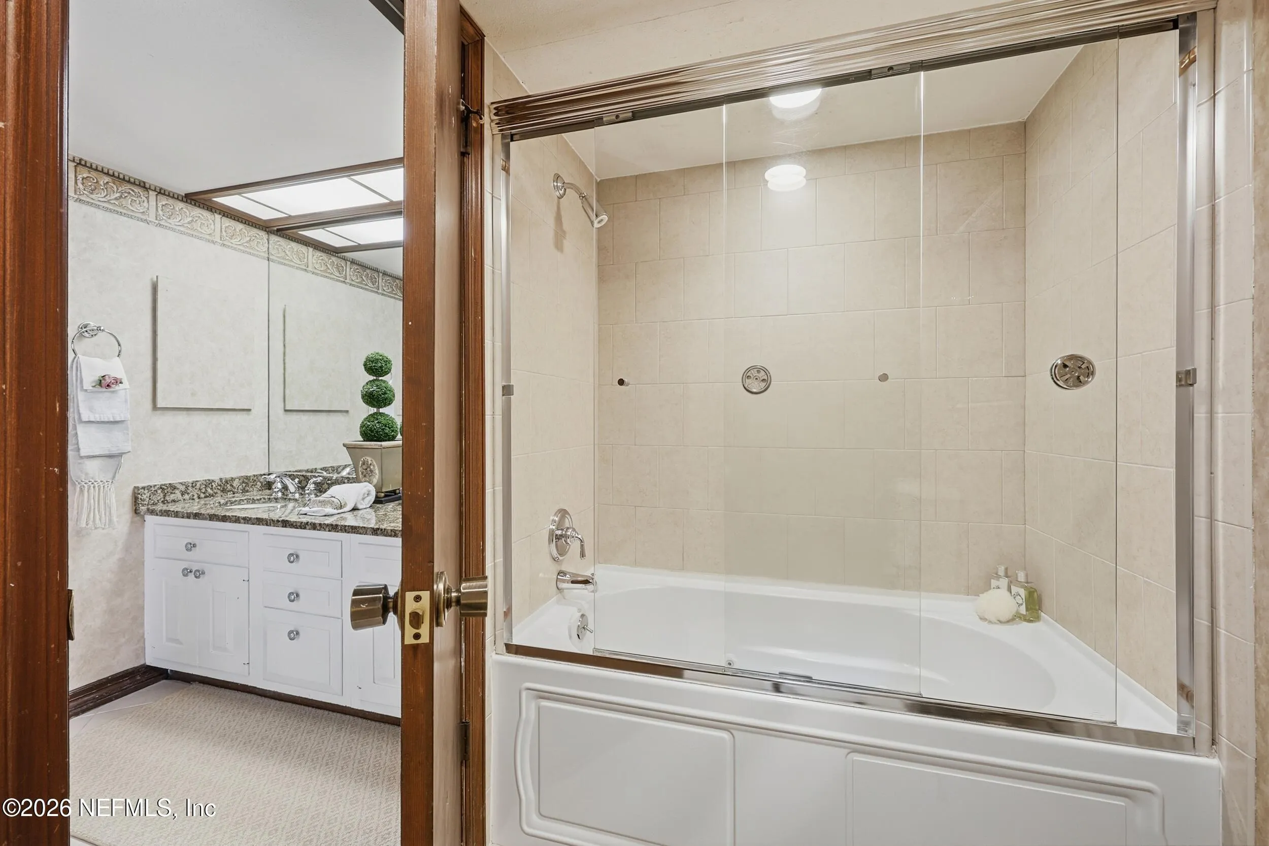 Jacksonville, Florida, 32256, United States, 3 Bedrooms Bedrooms, ,3 BathroomsBathrooms,Residential,Active,2008228